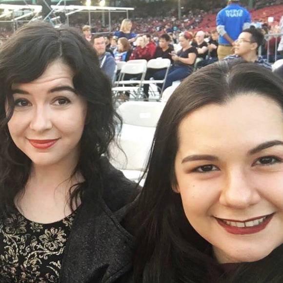 Meet your Posher, Maria - Picture 1 of 1